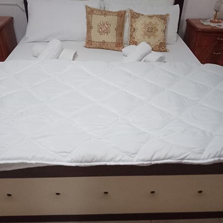 Olivia Guesthouse Gjirokastër 외부 사진