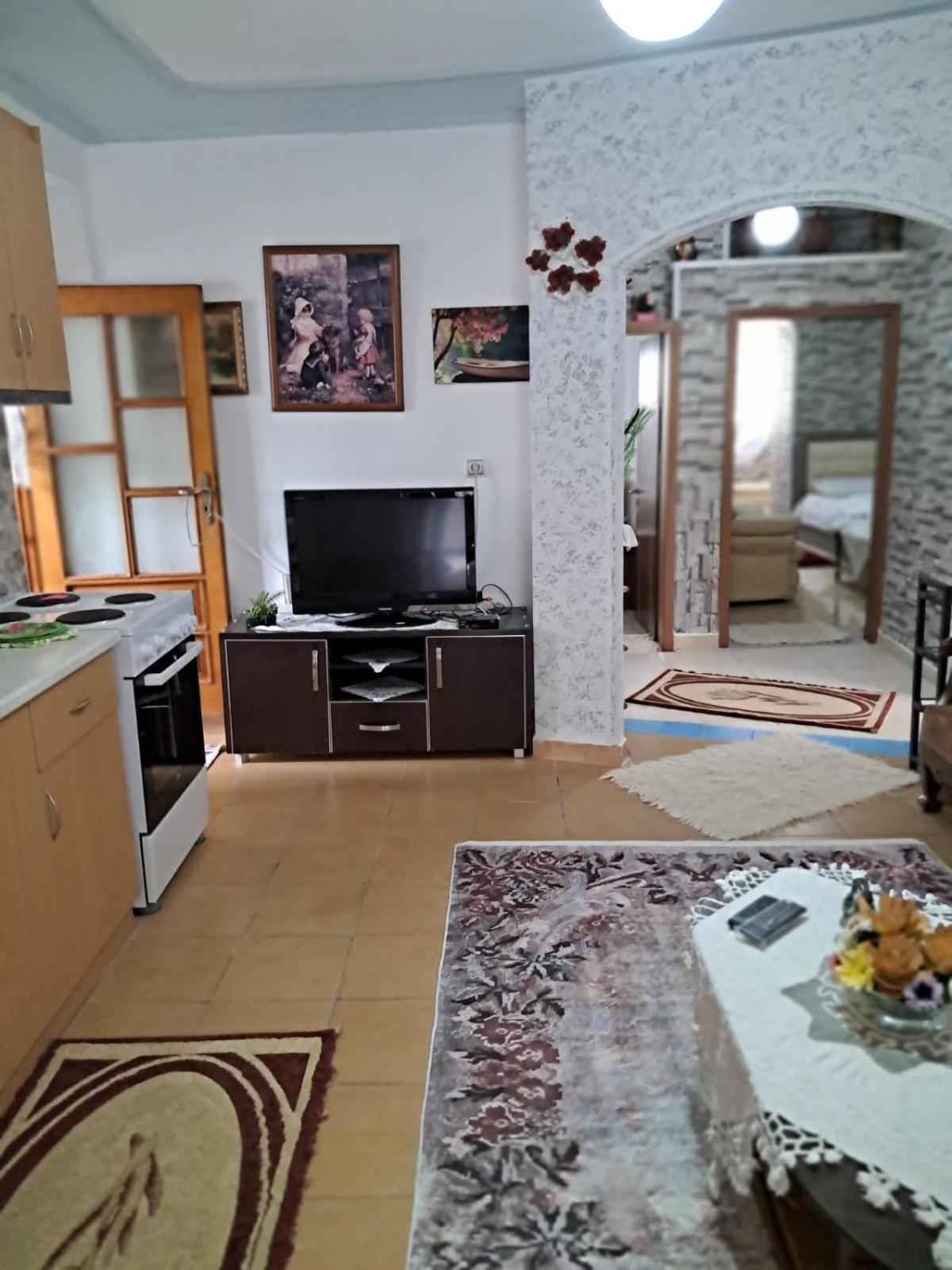 Olivia Guesthouse Gjirokastër 외부 사진